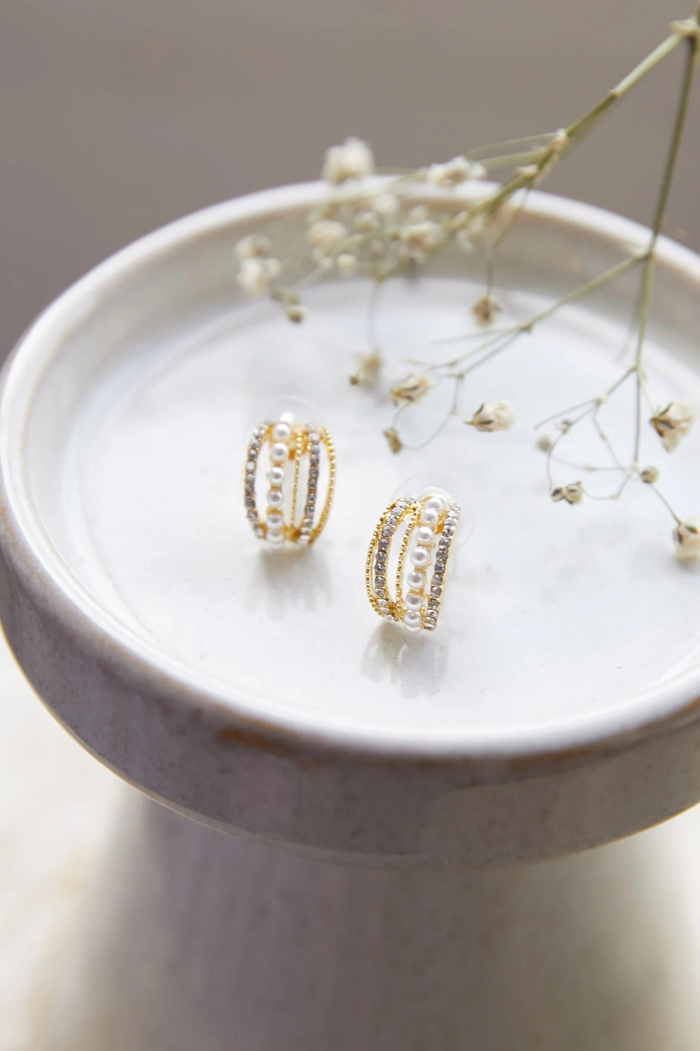 Ophelia Pearl and Crystal Earrings Gold