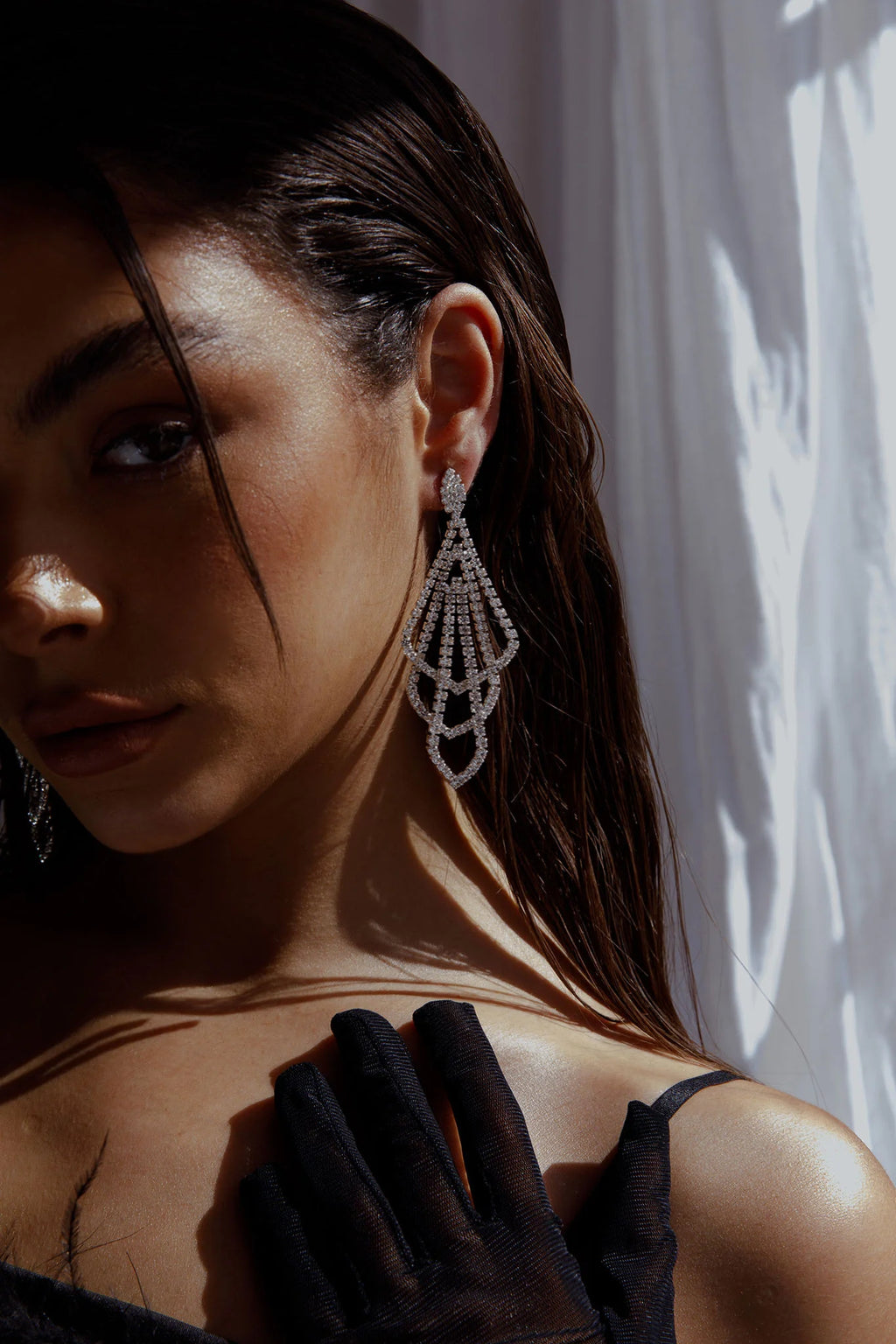 Evangelina Chandelier Earrings Silver