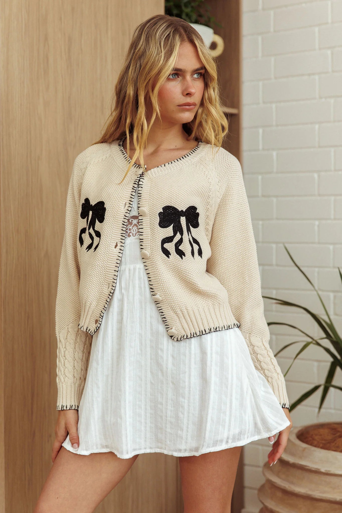 Early Snow Blanket Stitch Bow Cardigan Ecru