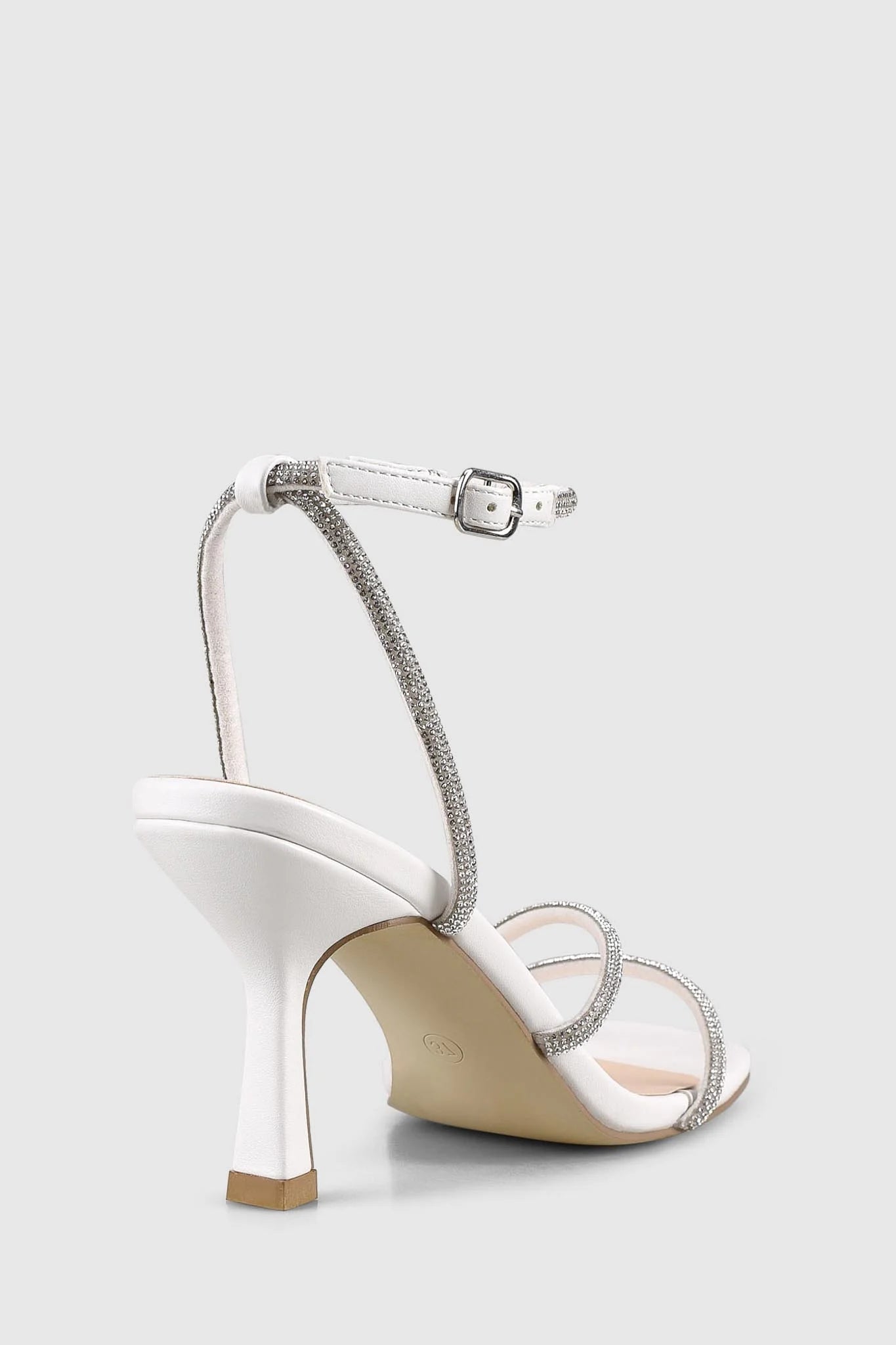 VERALi Pepper Strappy Sandals Chalk