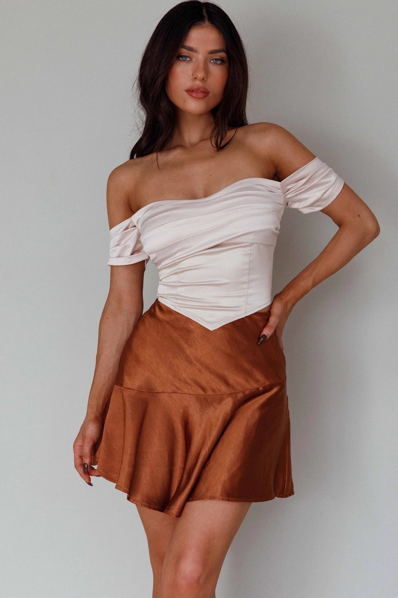Gwyneth Flounce Mini Skirt Chocolate
